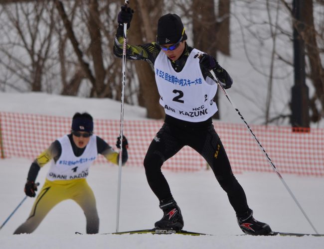 全中スキー大会のコンバインド競技で尾中の宮崎選手、優勝したす。